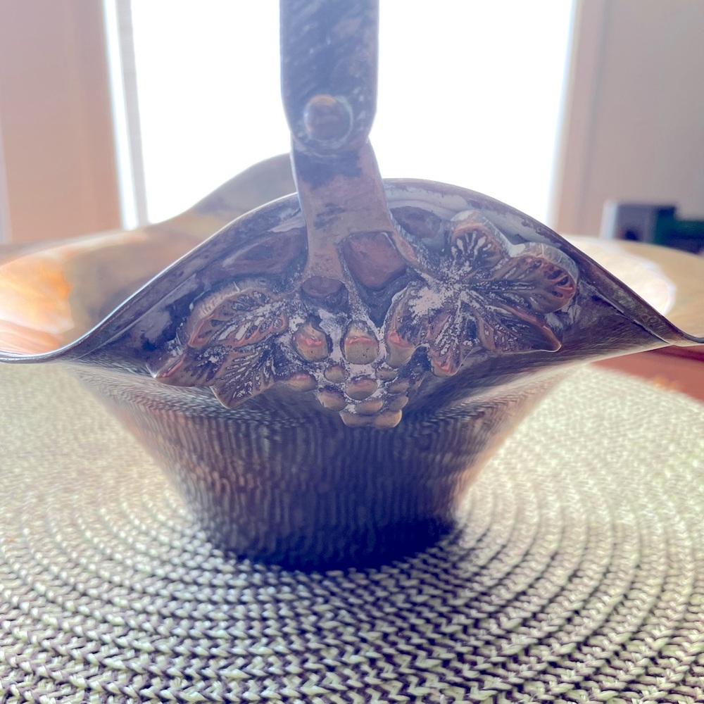 International Silver Co. Large Basket w/Fold Down Handle